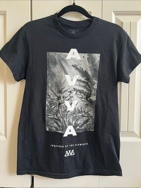 NWT AVVA Men’s Short Sleeve Graphic Tee in Black —Style Jungle Ter